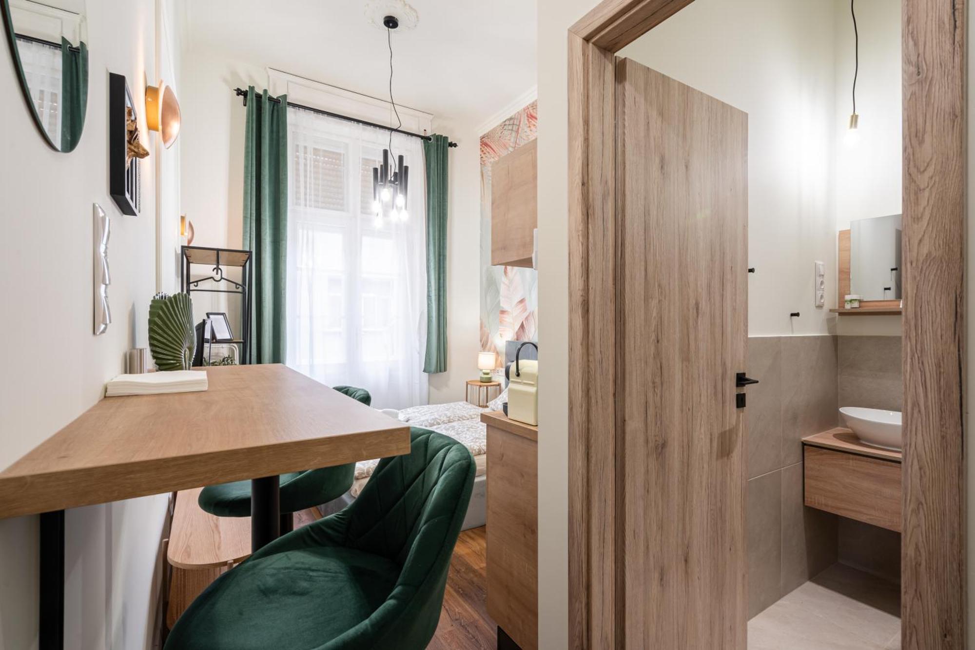 Brody 46 Boutique Rooms بودابست المظهر الخارجي الصورة
